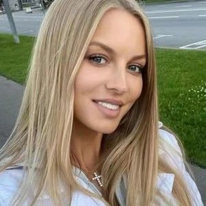 Meet your Posher, Ogla